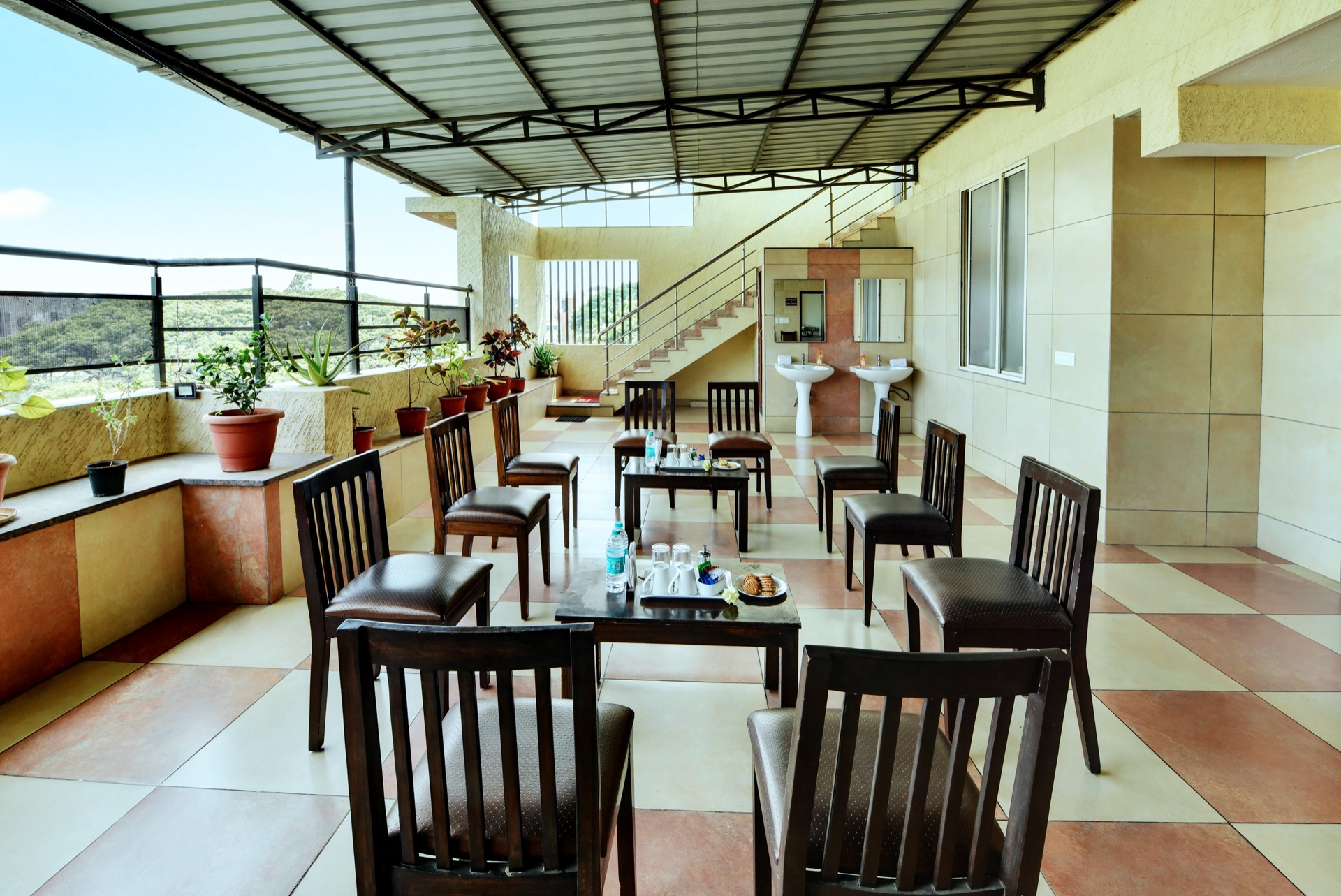 Corporate Hotel Room at AVM Comfort Inn
