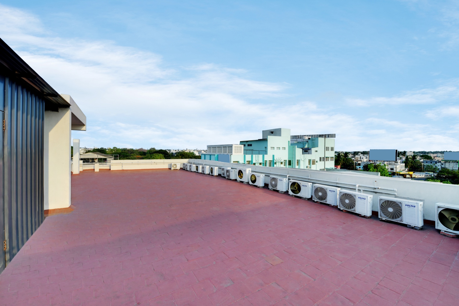 Luxury Amenities at AVM Comfort Inn